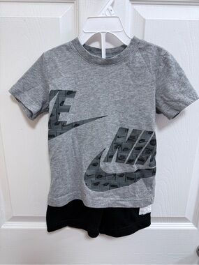 Nike Heather Gray and Black Graphic Logo Short Set, Size 4